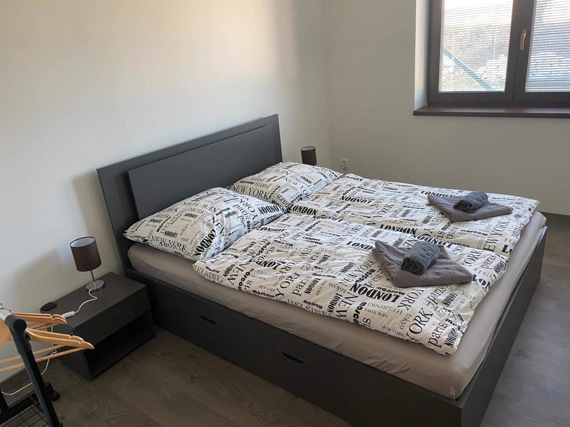 Apartman Pod Palavskymi Vrchy Pavlov Exterior photo